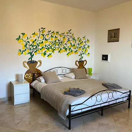 Apartamento The Lemon Tree Taormina Exterior foto