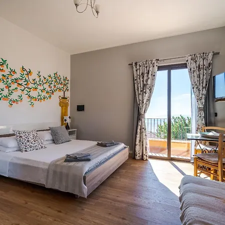 Apartamento The Lemon Tree Taormina Exterior foto