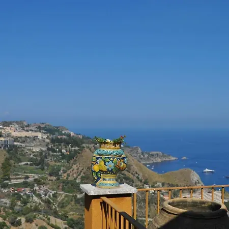 Apartamento The Lemon Tree Taormina Exterior foto