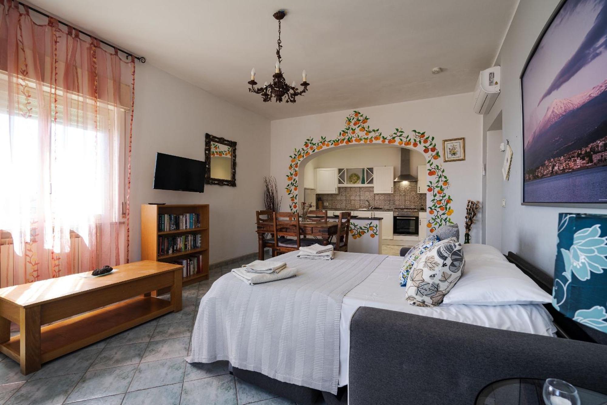 The Lemon Tree Apartment